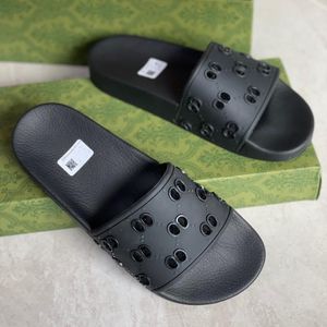 Designer Slides Kvinnor Man Tofflor Lyxiga Sandaler Märke Sandaler Flip Flop i äkta läder Slide Mode Tryck Semester Strandskor Ingen låda Lågt pris