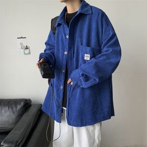 Corduroy s för kläder harajuku svart koreansk stil män skjorta långärmad vintage kläder streetwear 3xl 220811