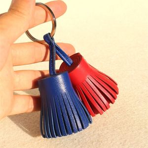 Äkta läder TASSEL KEYCHAIN ​​FÖR KEYS Bil Key Chain Key Ring Women Bag Charm Ryggsäck Pendant 220516