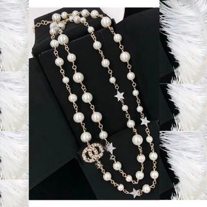 2022 Fashion sweater necklace luxury long pendant necklaces classic style Strands strings elegant pearl chain letter double layer sweater jewelry lady women gift