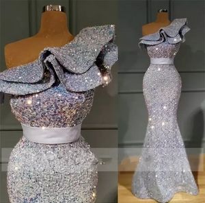 Elegant Silver Sequins Mermaid Evening Dresses 2022 One Shoulder Sweep Train Plus Size Formal Prom Party Gowns Vestidos De Novia B0520A043