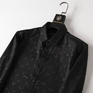 Designers mens klänning skjortor affärsmode casual klassisk bberry hylsa skjorta märken män våren smala fit kemiser markörskläder stylist aa kläder m-3xl