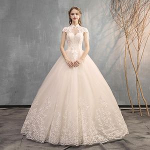 Andra bröllopsklänningar Ezkuntza 2022 Vintage Chinese High Neck Luxury Champagne Dress Lace Brodery Flower Up Princess Bridal Gownother