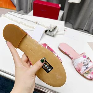 Wholesale yellow blooms resale online - Designer Slippers Multi color Black Floral White Beige Gold Berry Fashion Slides Bloom Signature Yellow Sandals Triple Pink Platform Men Womens Sneakers Trainers
