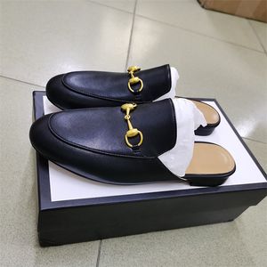 Homens Mulheres Mulas Princetown Fur Chinelos Mules Flats Couro Genuíno Mocassins Sapatos Corrente de Metal Senhoras Bordados Sapatos Casuais Tamanho Grande NO14