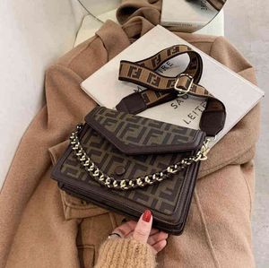 80% rabatt på handväskor rea online Hanchao nätaxelrem kvinnligt mode personlig liten fyrkantig textur One Shoulder Bag