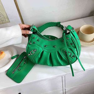 Mode Women Messenger Bag Persönlichkeit Trend Einfacher Umhängetasche Luxusdesigner Großkapazität Textur Western Style Handtaschen G220429