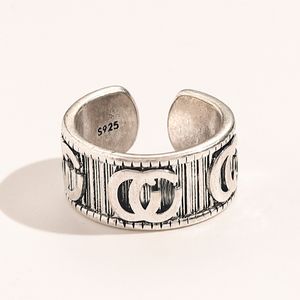 Yeni Stil Tasarımcı Yüzükler Kadınlar Aşk Charms 925 Gümüş Kaplama Bakır Parmak Ayarlanabilir Yüzük Lüks Aksesuarlar Düğün Takı Malzemeleri ZG1333
