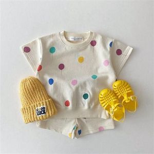 Barn baby söt ballong tryck kläder sätter tjejer pojkar bomull kort ärm sweatshirts set barn sport shorts kostym 220425