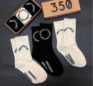 SAISON 6 CALABASAS Socken Skateboard 4 Paar/Box Fashion Crew Male Tide Street Europe Hip Hop Match 500 Tidal Youth