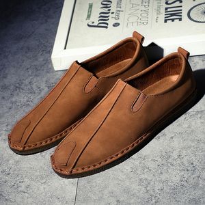 Couro homens sapatos Casual luxo marca italiana mocassins mocassins respirável deslizamento no barco sapatos moda confortável caminhada sapatos macio