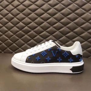 2022e high-end men and women exquisite embroidered letters low-top casual sports shoes high-quality fashion wild couple party shoes asdasdasdaswasdasd