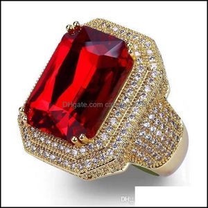 Bant Yüzük Takılar Buzlu Çıkış Ruby Erkekler İçin Lüks Tasarımcı Erkek Bling Pırlanta Yüzük Bakır Zircon 18K Altın Kaplama Düğün Nişan Gem Drop D