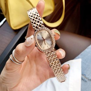 Luksusowe Kobiety Zegarki Top Marka Gold Lady Zegarek 25mm Oval Dial Ze Stali Nierdzewnej Zespół Zegarek Zegarek Dla Kobiet Boże Narodzenie Walentynki Dnia Matki Prezent Relogio Masculino