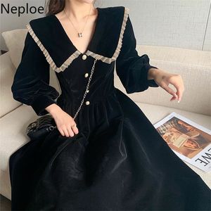 Mulher vestidos de festa coreano vintage veludo vestido preto manga longa robe roupas elegantes japonês peter pan colarinho vestidos mujer 220705