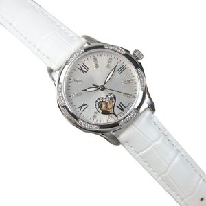 Orologio da donna di alta qualità 34mm quadrante in acciaio inossidabile cinturino in pelle personalità ragazze diamante orologio di design orologi di lusso popolare Montre de luxe
