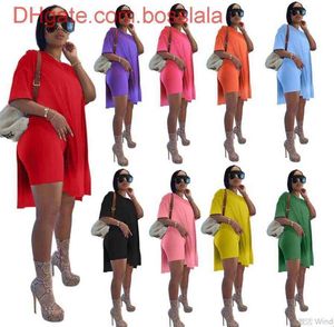 Kvinnor Split Tracksuits Solid Color Shorts Set Designer Kort ärm Löst T-shirt Toppar Tvådelt joggerdräkter kläder