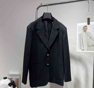 봄과 여름 새 CE 가족 Black Lapel Wool Suit Classic Two Button Catwalk Suit Women