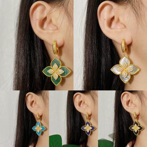 Mode smyckesdesigner Vans Cleefly Clove Stud Four Leaf Earring Gold Silver Mother of Pearl Green Flower Link Chain Womens Gift F4YH