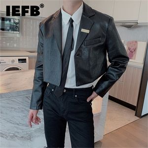IEFB Korean Men's Sheet Metal Spliced PU Leather Blazers Loose Notched Single Button Short Suit Jacket Spring 220527