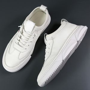 Berühmte Marke Frühling Herbst kleine weiße Schuhe aus echtem Leder Koreanischer Sport-Freizeittrend Baita Jugend Klassische Luxus-Turnschuhe