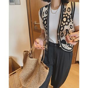 Women Spring Summer Embroidery Sweater Vest Waistcoat Jackets Korean Fashion Coat Clothing Za Cardigan Sleeveless Blazers 220719