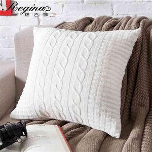 REGINA Throw Pillow Cover Nordic Style Cotton Button Stripe Fried Dough Twist Design Knitted Cushion Cover White Pillow Case 210401
