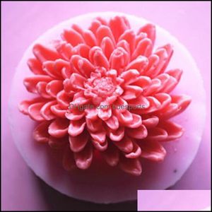 Tårtverktyg Bakeware Kitchen Dining Bar Home Garden Chrysanthemums Rose Flower Sile Mögel Fondant Soap Mold Cupcake Jelly Candy Chocolate