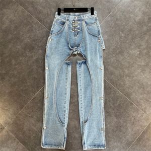 DEAT Autumn New Arrivals Streetwear High Waist Light Blue Hollow Out Denim Pants Women Jeans MJ858 201029