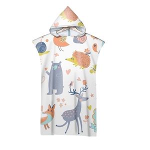 Cartoon Cute Animal Cape Bagno con cappuccio Regalo di compleanno Nome personalizzato Beach Robe Poncho Surf Quick Dry Accappatoio Beachwear Asciugamano 220616