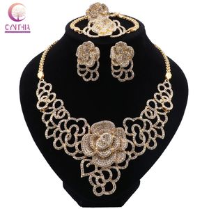 Set di gioielli in oro Dubai Collana a forma di fiore Bracciale Orecchini Anello Gioielli in cristallo Set di gioielli di moda per feste