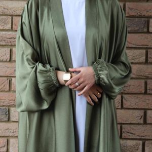 Etnisk Kläder Eid Abaya Dubai Soft Puff Sleeves Muslim Klänning Satin Abayas För Kvinnor Turkiet Hijab Islam med Belt Djellaba Femme