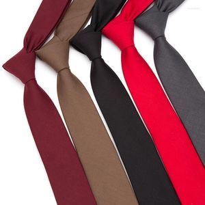 Bow Ties Men Skinny Tie Wool Fashion för Mens Wedding Suit Business Party Slim Classic Solid Color Neck Casual 6cm Röd slips Donn22
