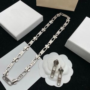 Gioielli firmati B lettere testa con cerniera Ciondolo catena spessa Collana in stile punk da uomo placcato oro lucido lusso non sbiadito Collane da donna nuovo design hao