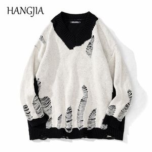 Maglioni patchwork bianco nero maglioni lavati maglioni strappati distrutti uomini Harajuku maglioni lavorati a maglia con foro per le donne oversize 220812