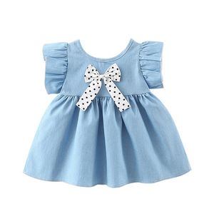 Yaz kıyafeti doğumlu kız bebek elbiseleri Kore sevimli yay kolsuz pamuklu bebek prenses mavi elbise yürümeye başlayan çocuk kıyafetleri bc2088 220426