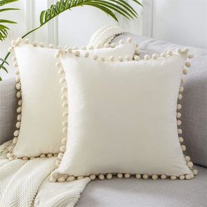 Soft Velvet Cushion Cover with Pompom Ball White Yellow Blue Pillow Cover Bedroom Sofa Decoration Pillow Case 30x50cm/45x45cm 220517