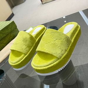 Slides Designer Women Slippers Platforms Sandal Embossed Sheepskin Leather 5.5CM Thick Bottom Sandales Summer Beach Flip Flops With Box