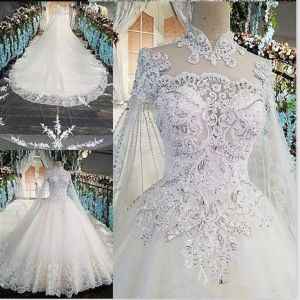 2022 Abito da ballo Abiti da sposa Collo alto da sposa Applique in rilievo Maniche lunghe a mantella Increspature Sweep Train Custom Made Plus Size Abiti da sposa 401 401