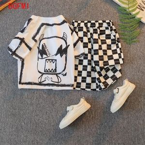 Teenager Boys Black White Gray Printed Cute Summer Suit Children's Short-sleeved Kid Two-piece Fashion Clothes Sets 220419