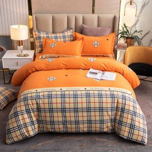 2022 Spring Cotton Bedding Sets Striped Printed Brushed Sheet Quilt Cover Pillowcases piece Set