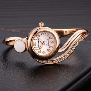 Armbandsur Watch for Women Ladies K Gold Gemstone Unique Design Quartz Watches Cuff Bangle Clock Zegarek Damski205i
