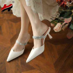 2022 Women Sandals High Heel Simple Pointed Toe Cowhide Woman Shoes Rhinones Single Shoes Thin Heels Black White G220425