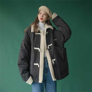 Casaco espessando o outono feminino e o inverno, versão coreana de lã solta de inverno e roupas de algodão de veludo, casaco curto 211120