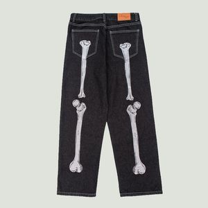 Herrbyxor streetwear överdimensionerade jeans män skelett broderi mode hip hop hajuku casual rak löst denim byxor man