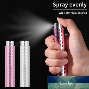 8ml Atomizer Butelki do napełniania Mini Travel Size Pusty Obrotowy Obrotowy Rozpylający Dorup Proof Spray Butelka Dla Kobiet Mężczyzn