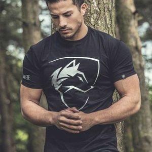 Homem camiseta de camiseta gótica treino de fitness streetwear moda t camisetas masculinas Camiseta de algodão 220616