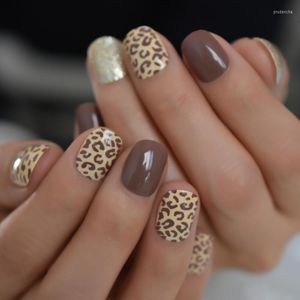 Unghie finte Sexy Stampa leopardata Marrone Abs Nail Art Breve Rotondo Artificiale Scintillante Modello progettato 24 pezzi Prud22