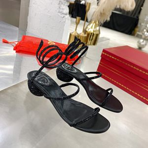 Cleo Strass verzierte Sandalen mit niedrigem Blockabsatz und klobigen Absätzen, 40 mm, schwarz. Abendschuhe für Damen mit hohen Absätzen, Luxus-Designer, umlaufendes Kleid, Schuhfabrik-Schuhwerk