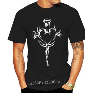 Cruces De Roca al por mayor-Camisetas para hombres Bleeding Heart Cross T Shirt Mens Stake Goth Rock Dark Fantasy Style Round Tee